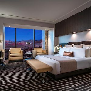 Luxus Zimmer mit Kingsize-Bett